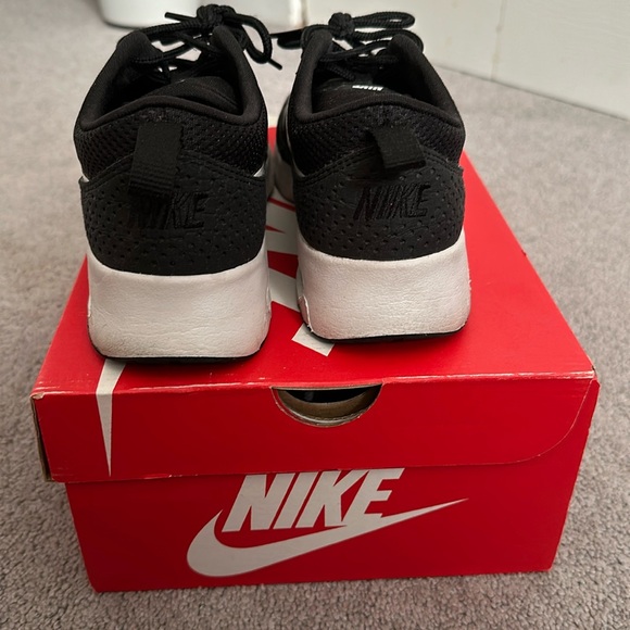 NIKE AIR MAX THEA BLACK size 7 women's - Picture 8 of 13
